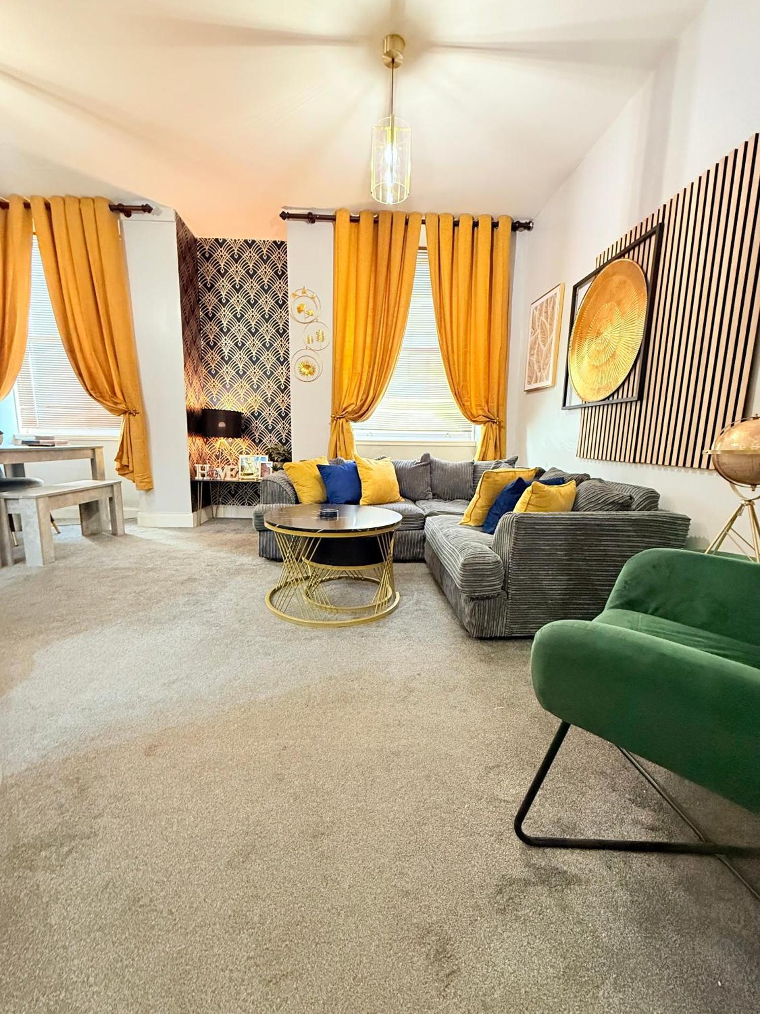 Two Bedroom Apartment-Central Edinburgh-Old Town-Licensed Eksteriør bilde